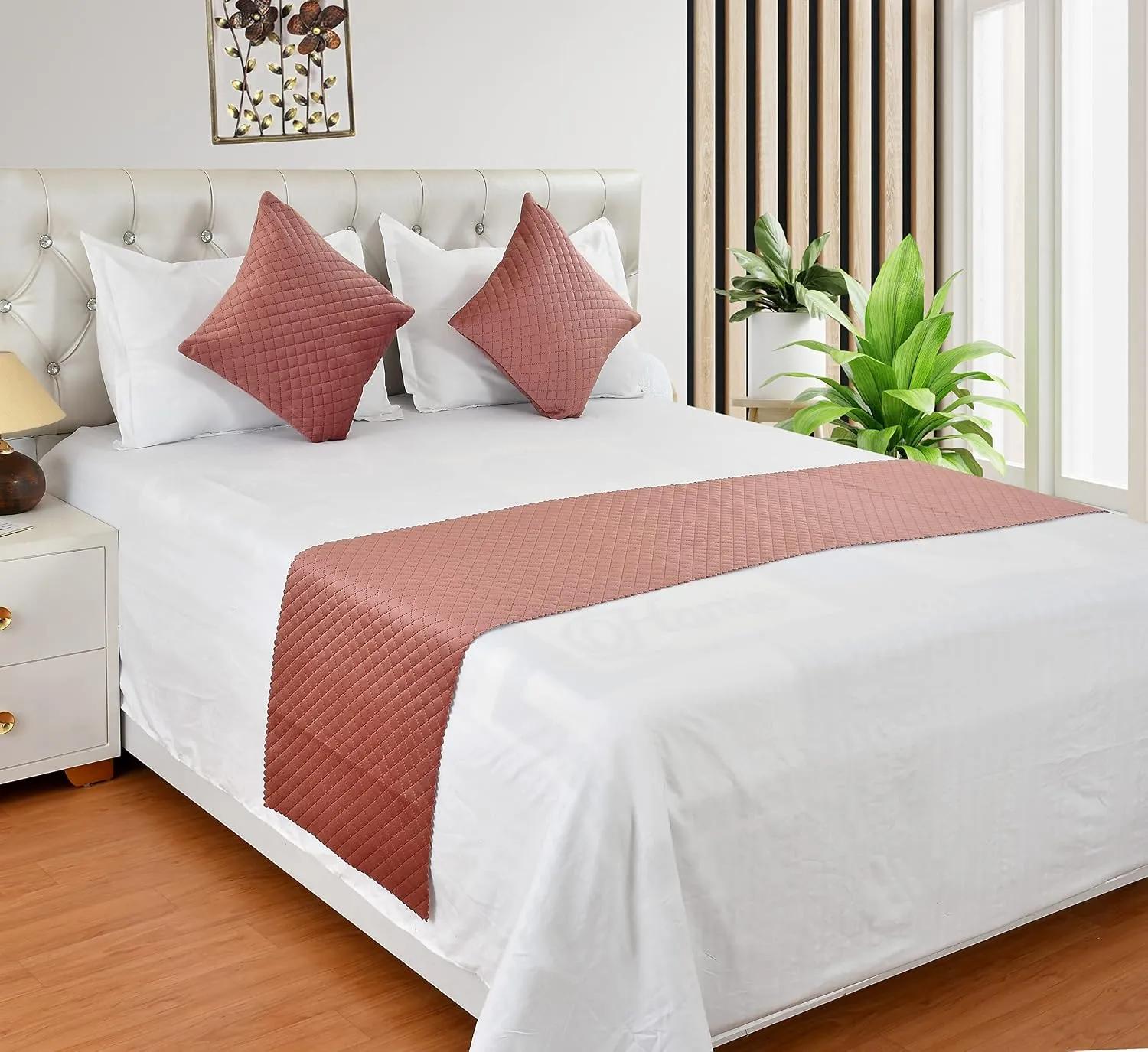 KIB 200 TC Dusty Rose Velvet Quilted Bedsheet Runner Set
